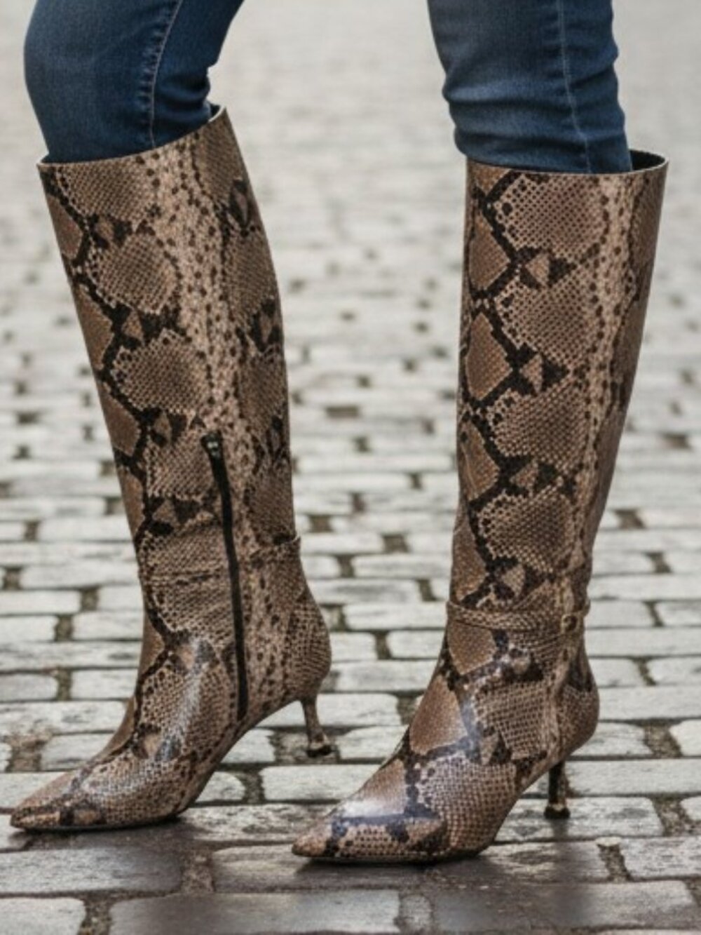 NIB KENNETH COLE NY ( 9.5 / 40 ) UTAH Snakeskin Pattern Knee High Boots